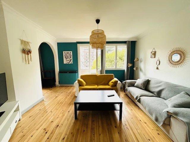 Appartement location à Saint-Étienne, Saint-etienne