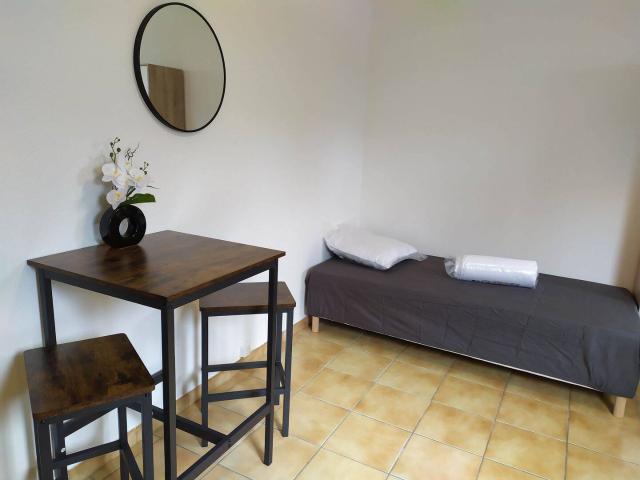 Studio location à Saint-Etienne, Villeneuve-sur-Lot