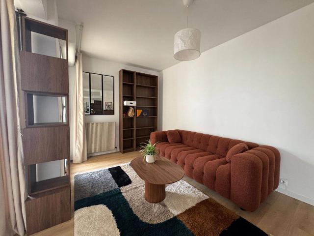 Studio location à Les Ardillos, Mérignac