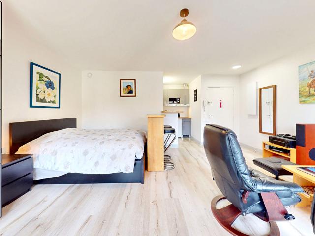 Studio location à Nanterre, Courbevoie