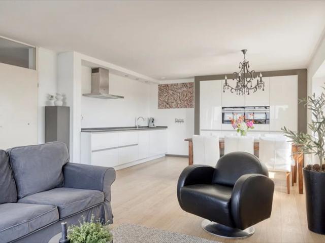 Appartement te huur in De Esch, Rotterdam