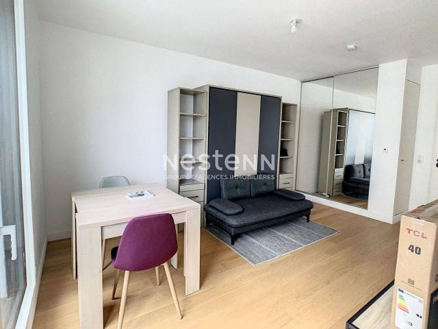 Studio location à Quartier Centre-Ville / Corentin Celton / Les Varennes, Issy-les-Moulineaux
