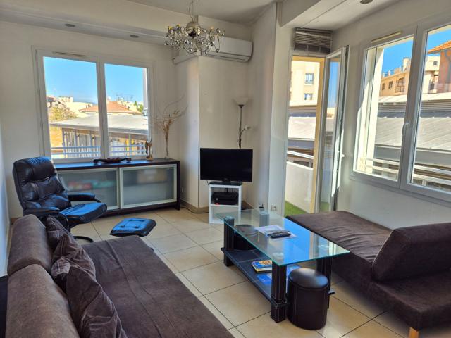 Appartement location à Arrondissement de Draguignan, Saint-raphaël