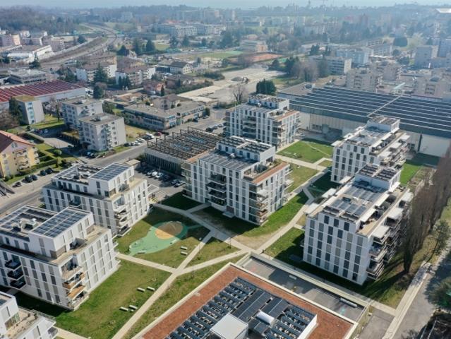 Attikawohnung mieten in Ecublens (FR), Waadt