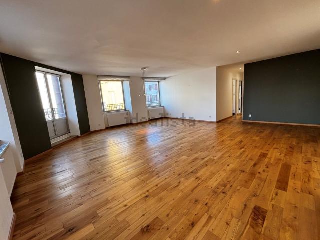 Appartement vente à Batteries du Parc, Montbéliard