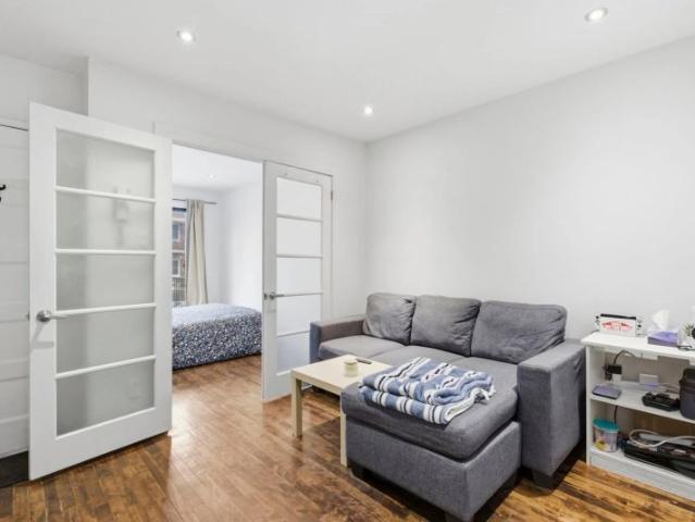 Apartment for rent in St. Leonard's, Quebec