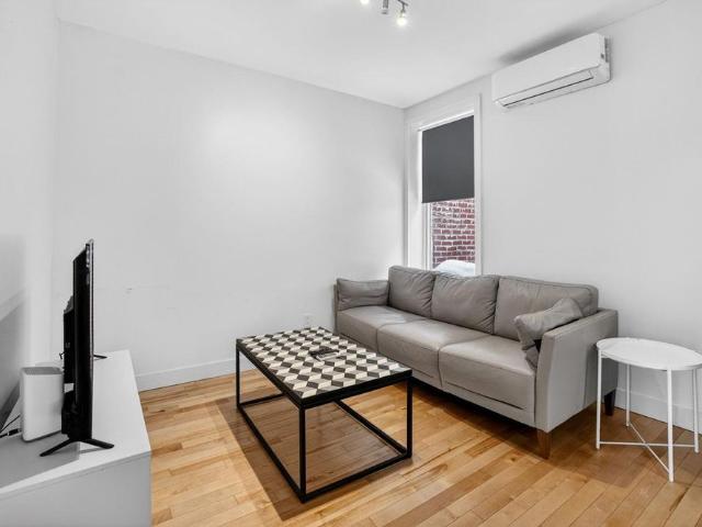 Apartment for rent in La Petite-Patrie, Montréal