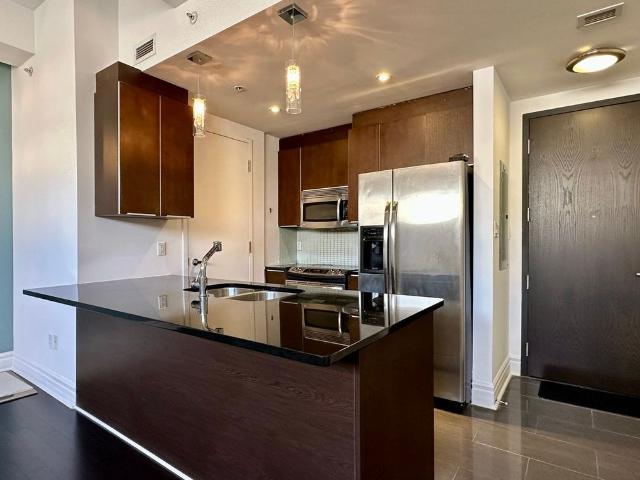 Apartment for rent in TOD quartier Berri UQAM, Montréal