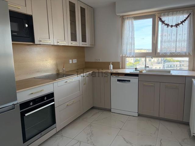 Appartement vente à Village Plaine Gare, Rueil-Malmaison