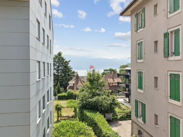 Wohnung kaufen in Pully, Waadt