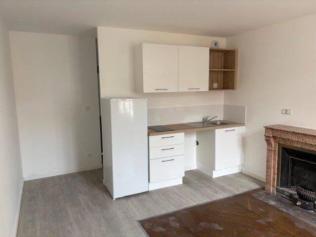Studio location à Mardore, Thizy-les-Bourgs