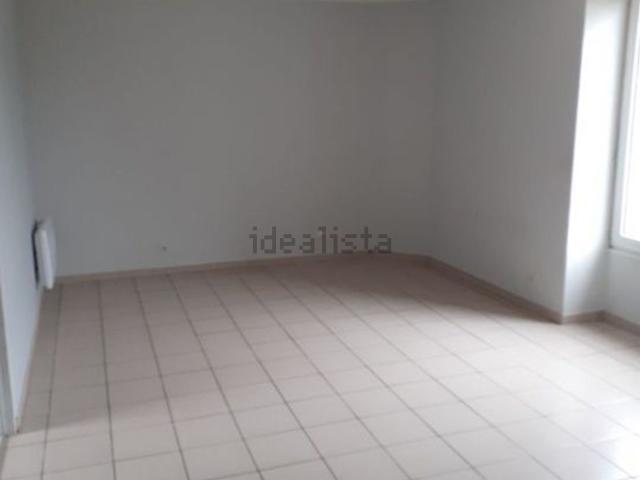 Appartement location à Neuville-de-Poitou, Vienne