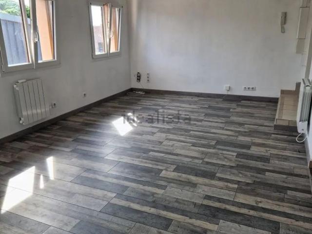 Appartement location à Neuville-Saint-Rémy, Nord