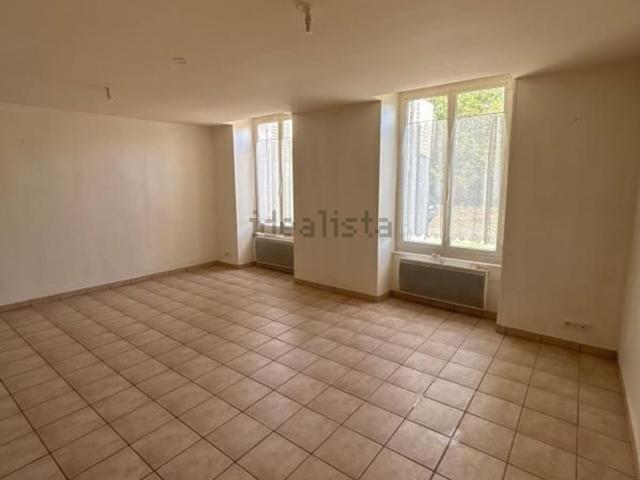 Appartement location à Pré du Château, Neuvy-sur-Loire