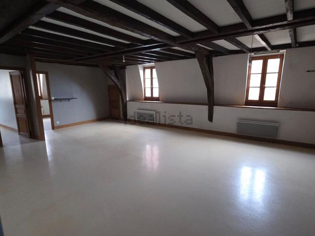 Appartement location à Cour St Sauveur, Nevers