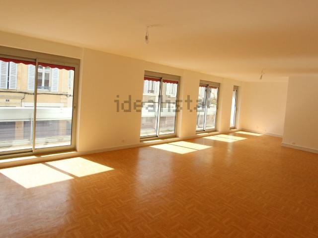 Appartement vente à Cour St Sauveur, Nevers
