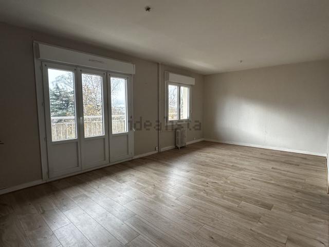 Appartement vente à Cour St Sauveur, Nevers