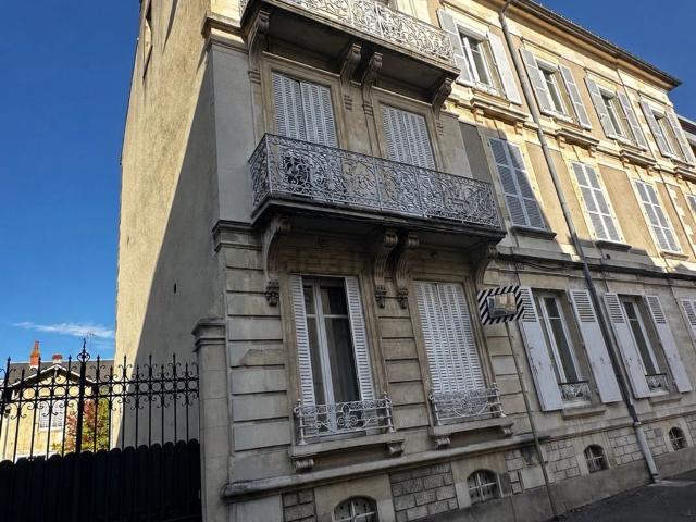 Appartement vente à Cour St Sauveur, Nevers