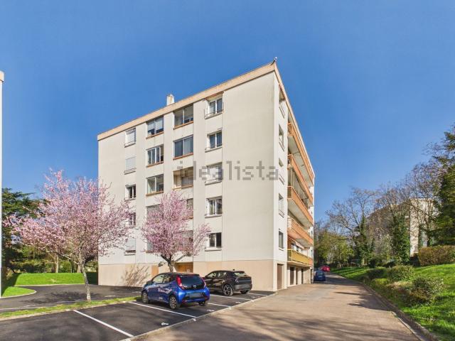 Appartement vente à Cour St Sauveur, Nevers