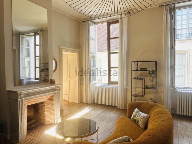 Appartement vente à Cour St Sauveur, Nevers