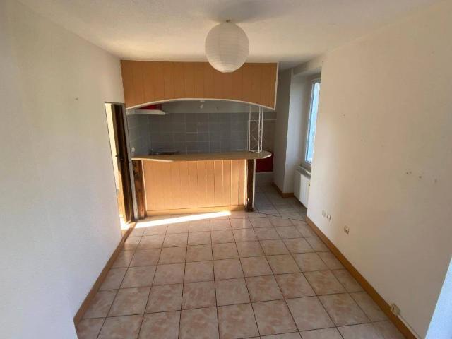 Studio location à Les Religieuses, Sermoise-sur-Loire