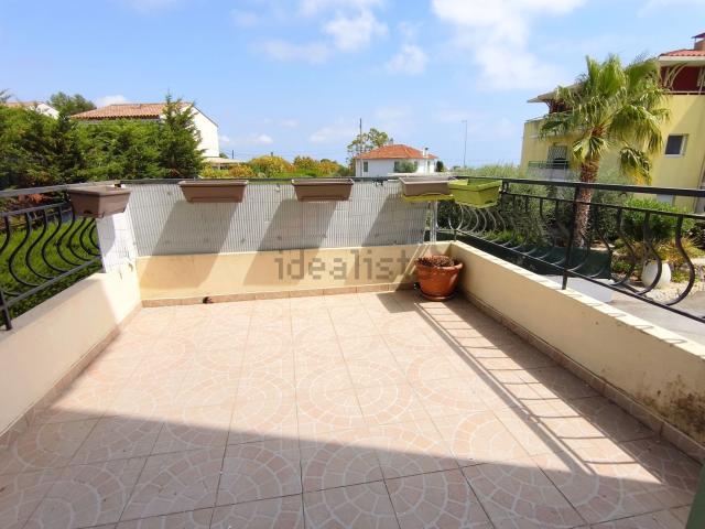 Appartement vente à Parc d'activités logistique St Isidore, Nice