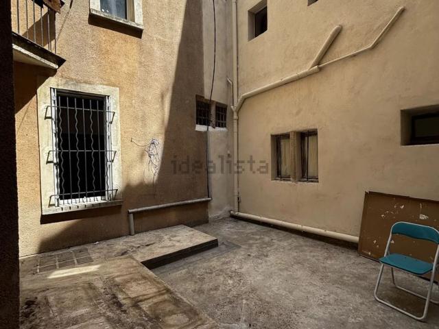 Appartement location à Écusson, Nîmes