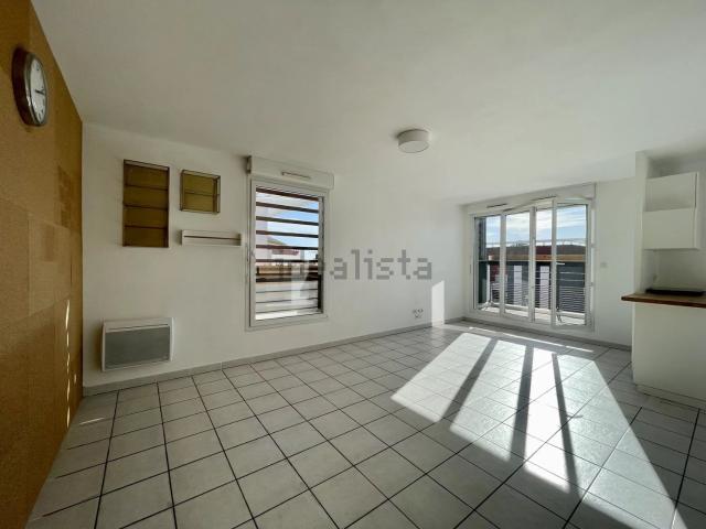 Appartement location à Triangle de la Gare, Nîmes