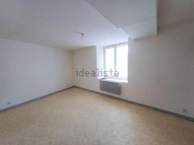 Appartement location à La Cave, Nogent-sur-Vernisson