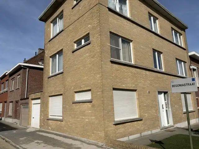 Appartement location à Sint-pieters-leeuw, Brabant