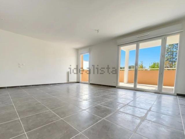 Appartement vente à Le Jonquier, Orange