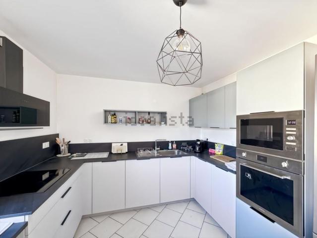 Appartement vente à Parking Place du Martroi, Orléans