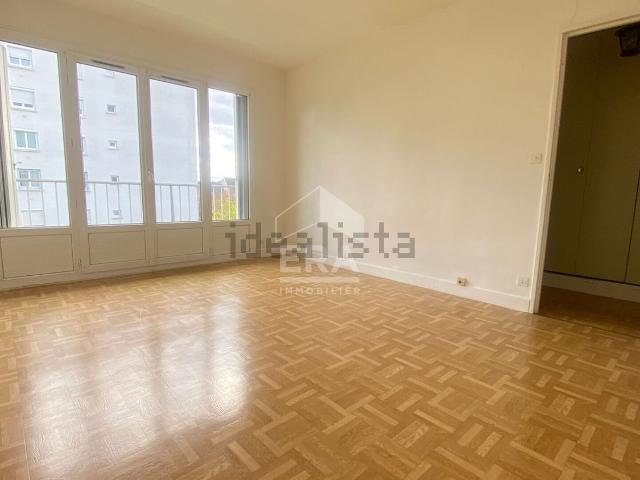 Appartement vente à Clos Rozay, Orléans