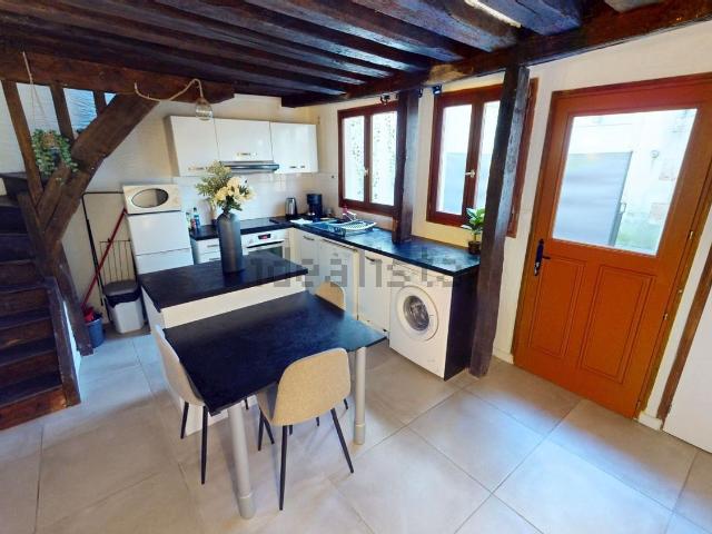 Appartement vente à Bourgogne Village, Orléans