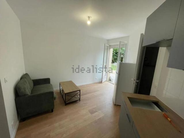 Appartement location à Centre Commercial Valony, Osny