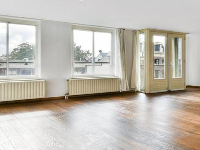 Appartement te huur in Burgwallen-Oude Zijde, Amsterdam