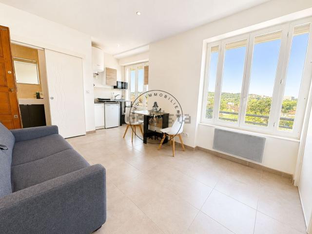 Appartement vente à Les Chassagnes, Oullins-Pierre-Bénite