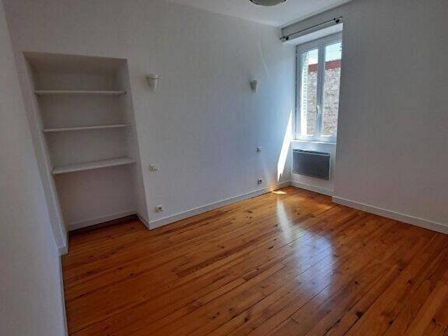 Studio location à Le Grand Moulin, Oyonnax