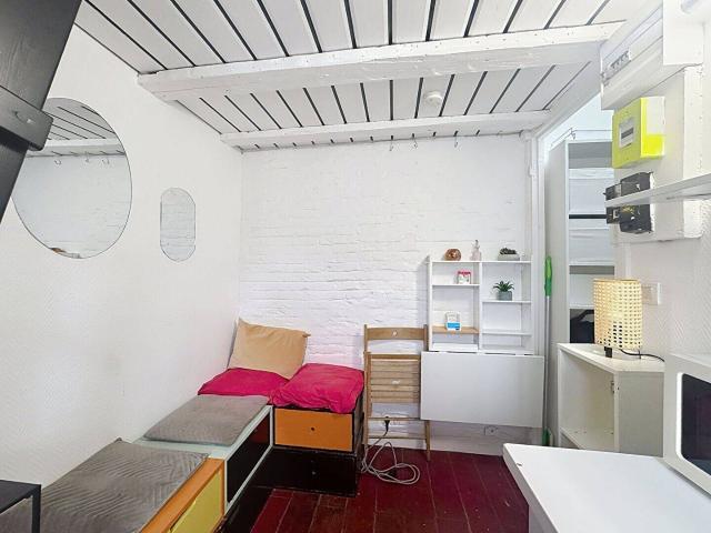 Studio location à Paris 16e Arrondissement, Paris