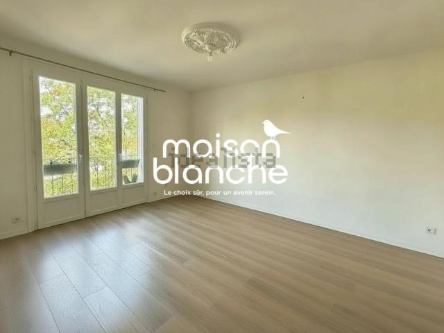 Appartement location à Le Theatre, Parthenay