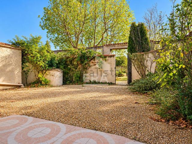 Appartement vente à ZA du Prato 3, Pernes-les-Fontaines