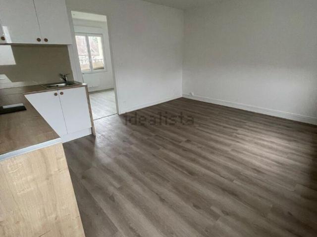 Appartement location à Péroy-les-Gombries, Oise