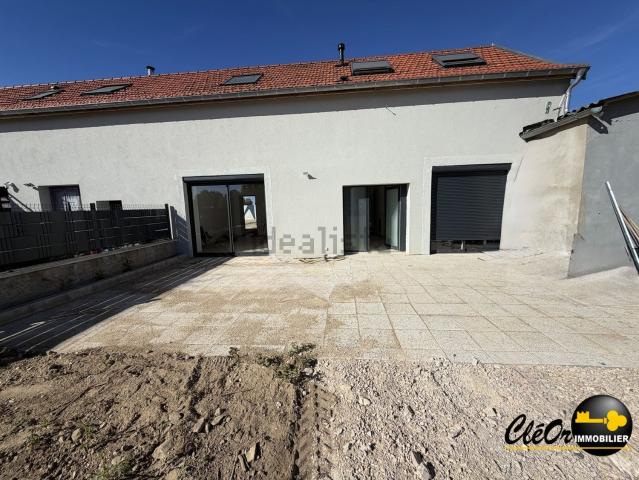 Appartement location à Pierre-de-Bresse, Saône-et-Loire