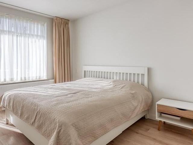 Appartement te huur in Benoordenhout, Zuid Holland