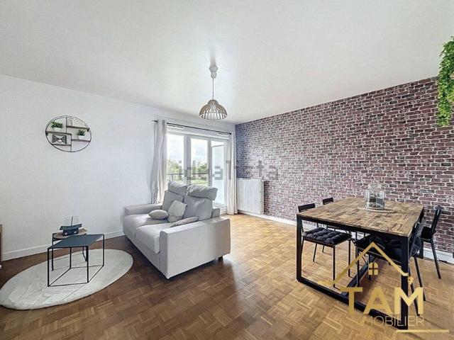 Appartement vente à Zone commerciale de Plaisir-Les-Clayes-sous-Bois, Plaisir