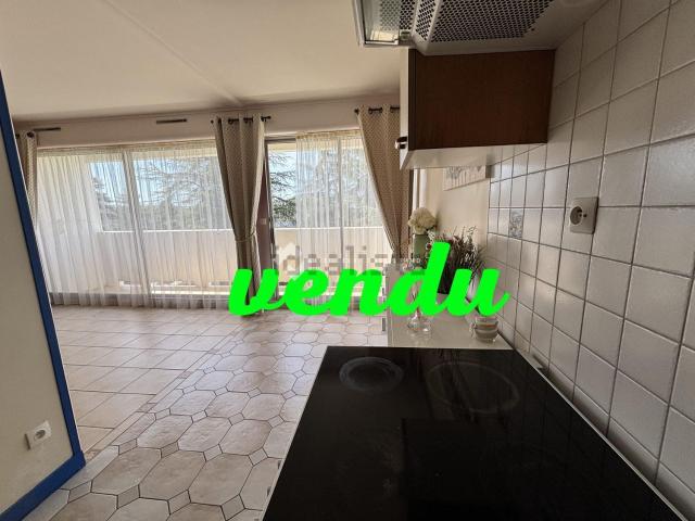 Appartement vente à Les Couronneries, Poitiers