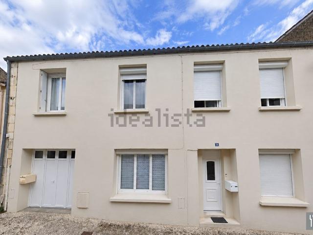 Appartement location à La Croix Chaillebourg, Pons