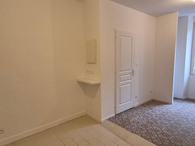 Appartement location à Nîmes, Pont-saint-esprit
