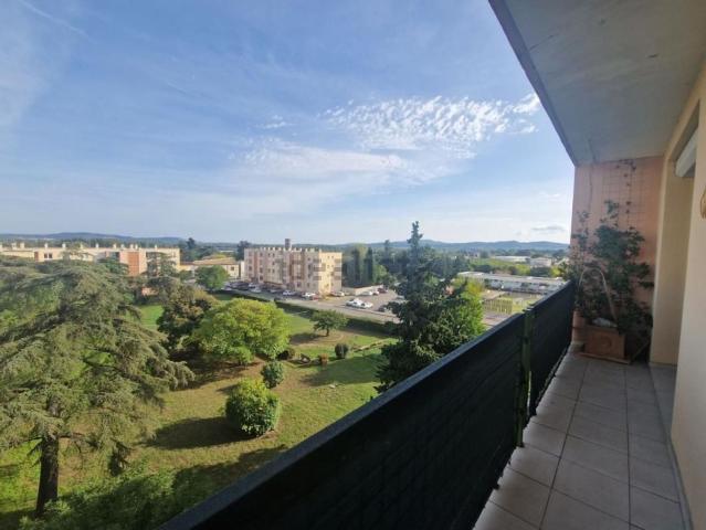 Appartement location à Pont-Saint-Esprit, Gard