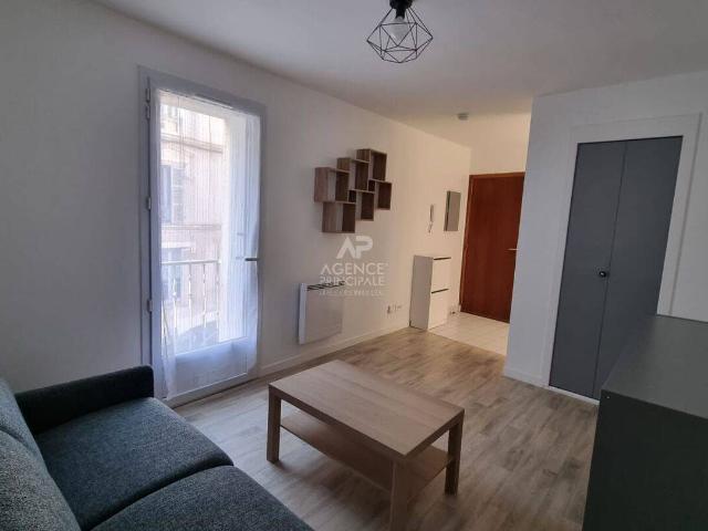 Studio location à Centre-Ville, Pontoise